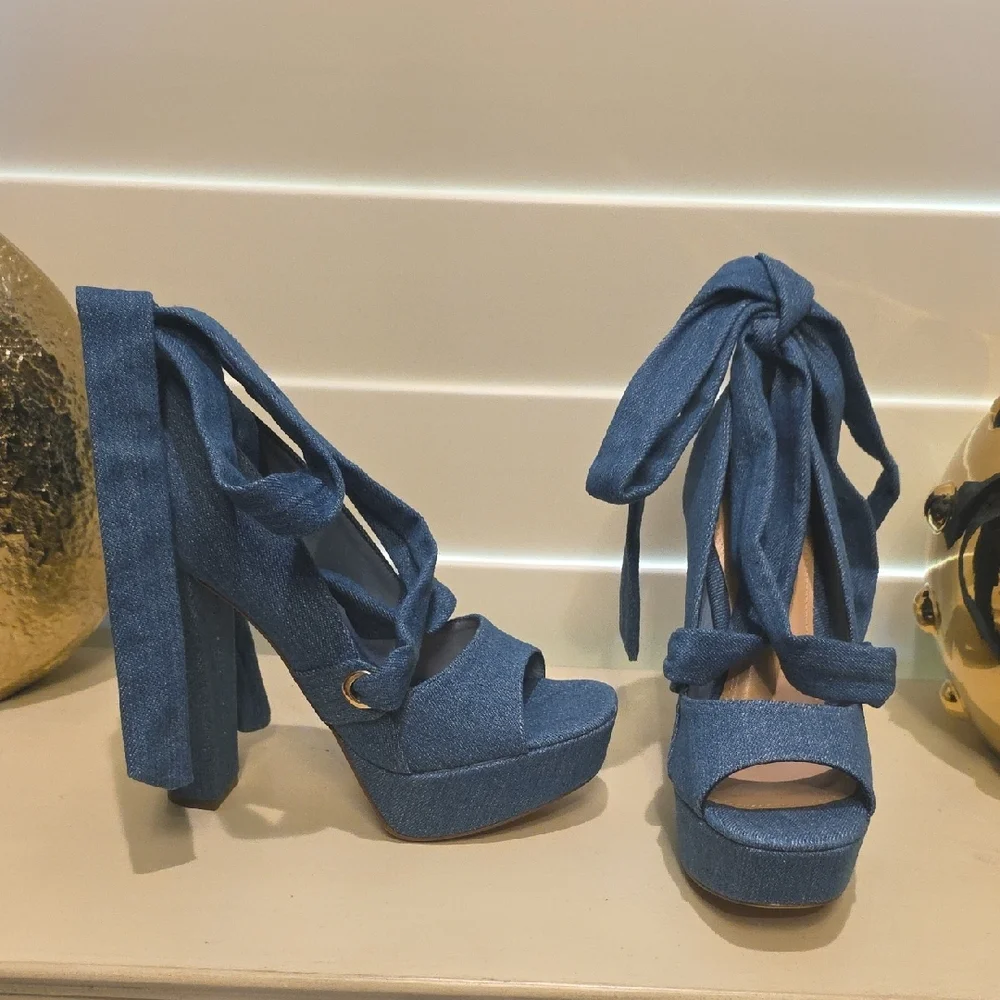 New Shoe Dazzle Denim Wrap Heels - Picture 2 of 3
